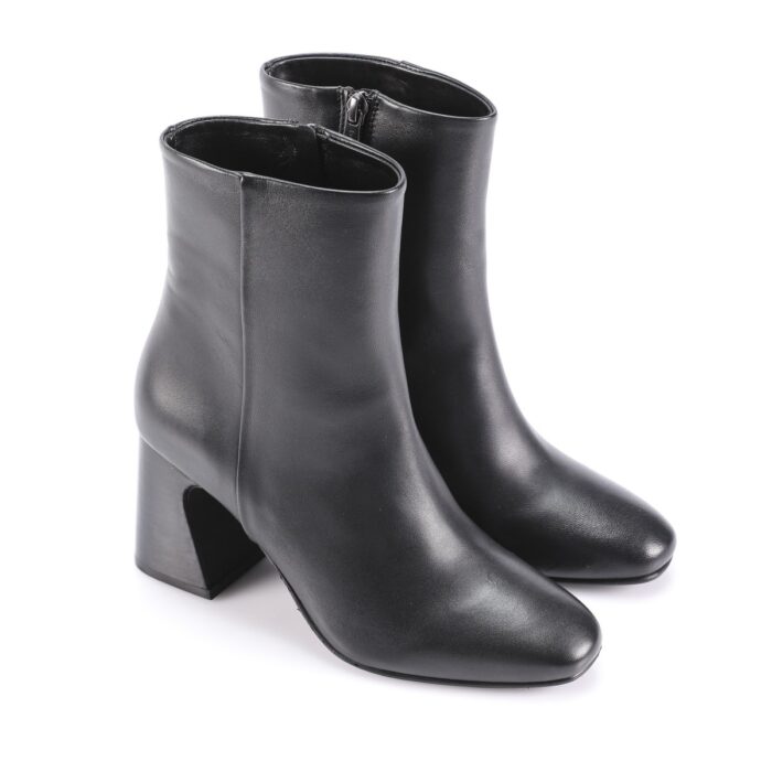 BOBBIES NORMA 1 - Image 8